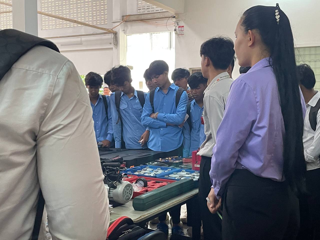 Welcoming Vithyalai Krong High School to Don Bosco Technical School Sihanoukville